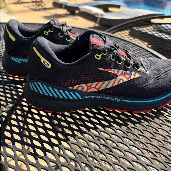 Brooks Adrenaline GTS 22 Running Shoes Black Multi Women’s size 10 - Picture 2 of 11